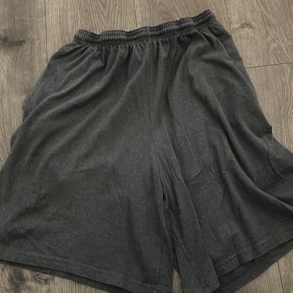 Grey champion shorts - Picture 1 of 2
